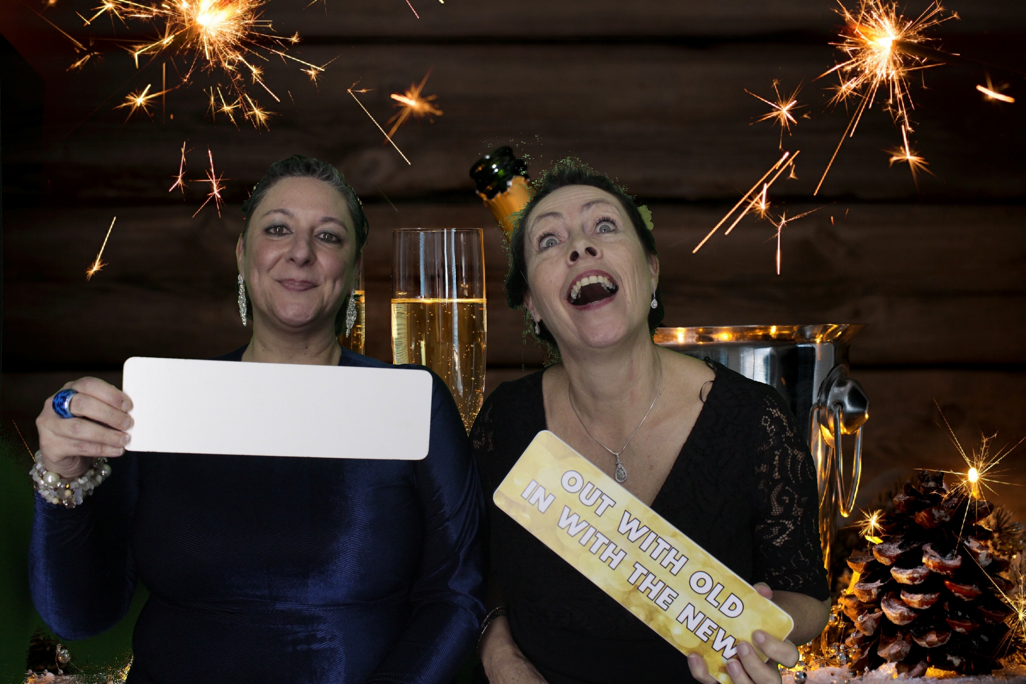 NYE Party | View more photos from the event at gallery.myphotoboothexperience.co.uk/u/MyPhotoBoothExperienceLtd/NYE-Party